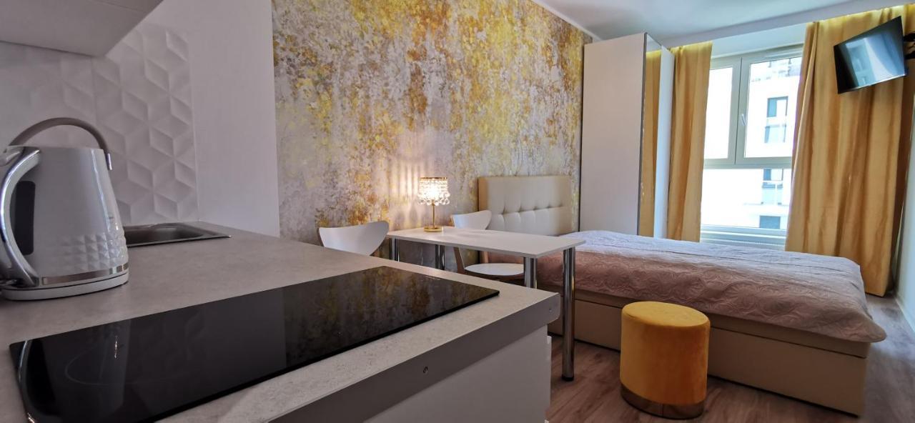 Wow Flou Przystan Letnica Apartamenty 700M Plaza 格但斯克 外观 照片
